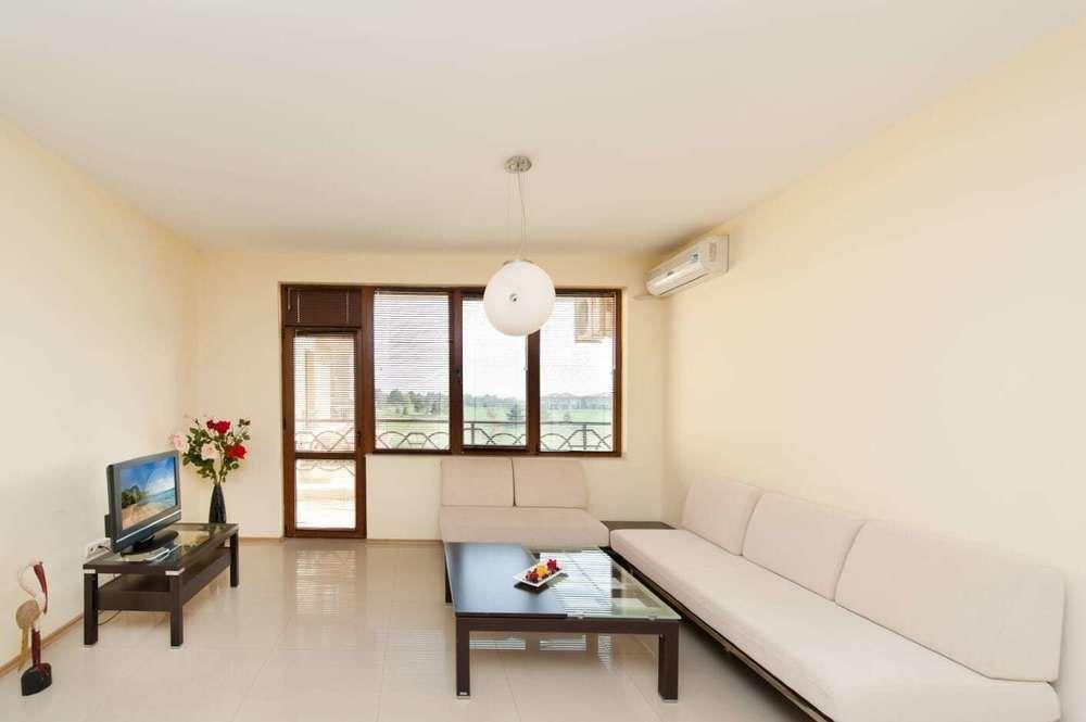 Lighthouse Apartments And Villas Balchik Exterior photo